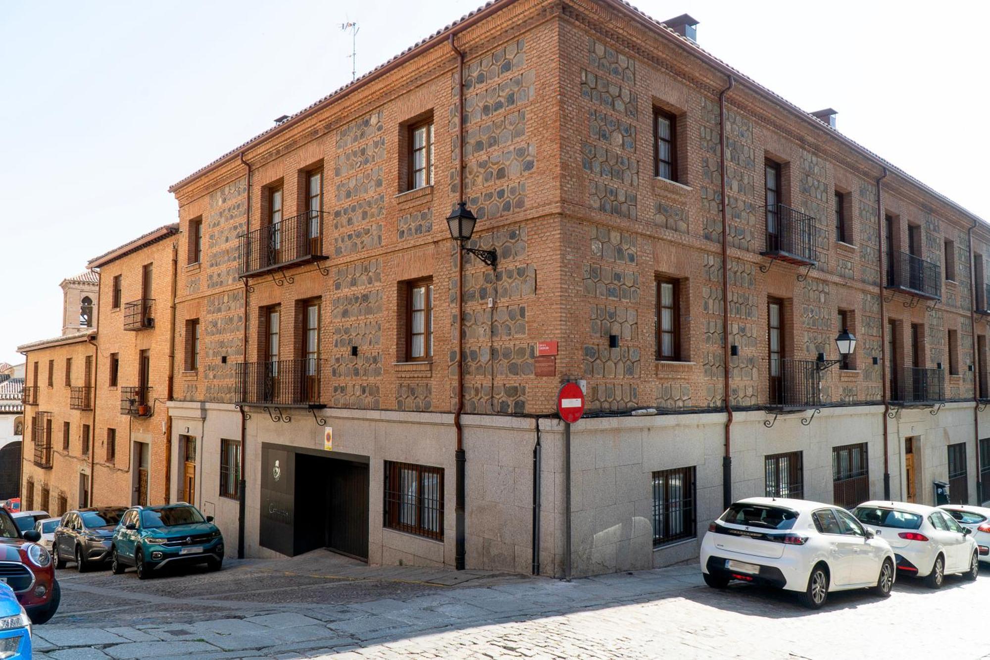 Cervantes 5 Collection - Greco Aparcamiento En El Edificio Toledo Esterno foto
